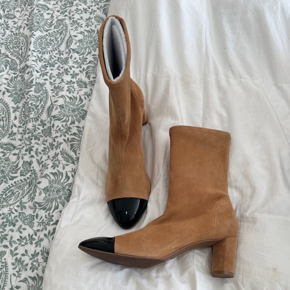 Stuart Weitzman cap toe suede stretch Tan and Black Heeled Boots 12 worn once - Picture 2 of 8